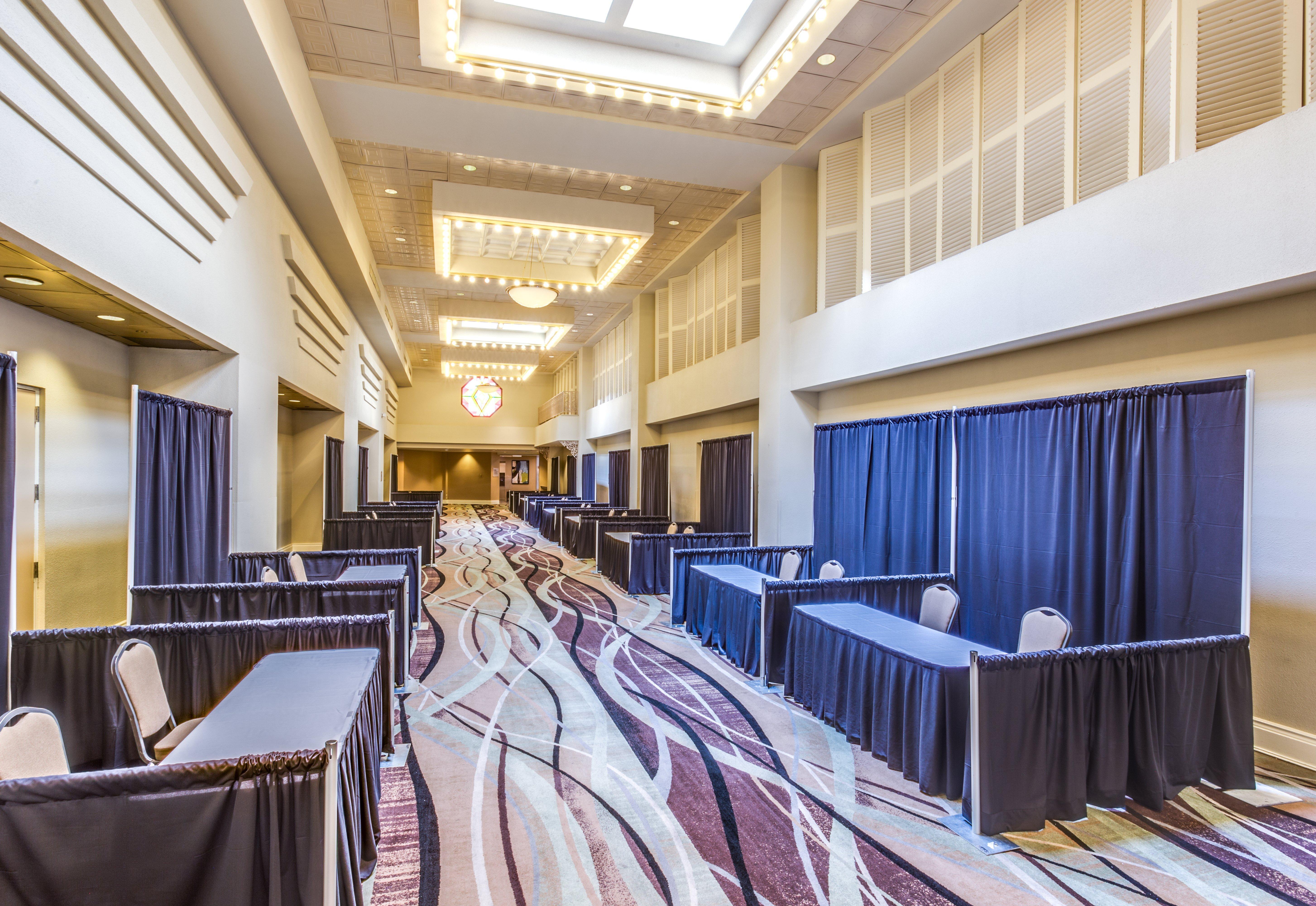 Crowne Plaza Executive Center Baton Rouge By Ihg Hotel Bagian luar foto