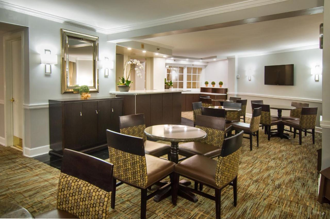 Crowne Plaza Executive Center Baton Rouge By Ihg Hotel Bagian luar foto