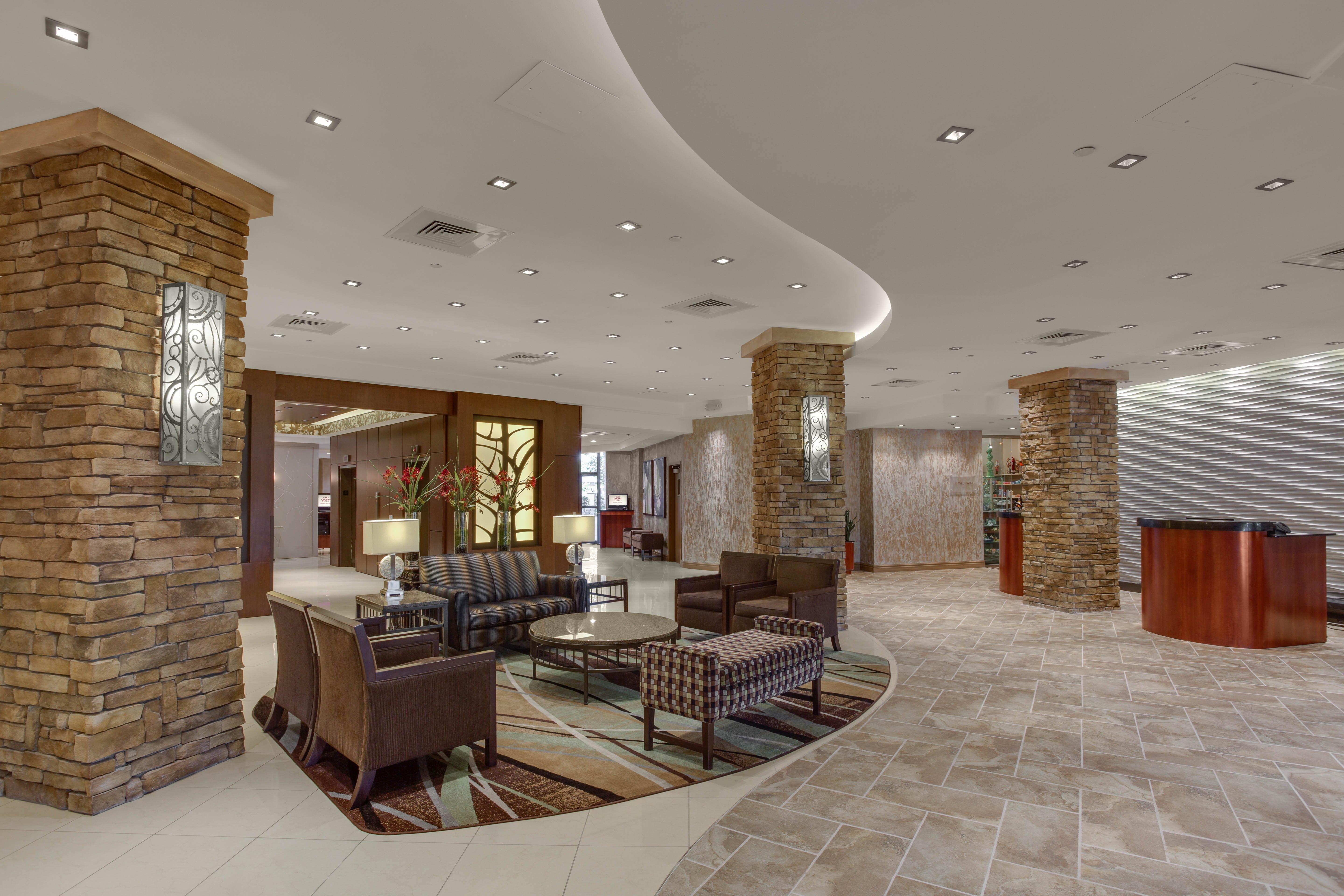 Crowne Plaza Executive Center Baton Rouge By Ihg Hotel Bagian luar foto