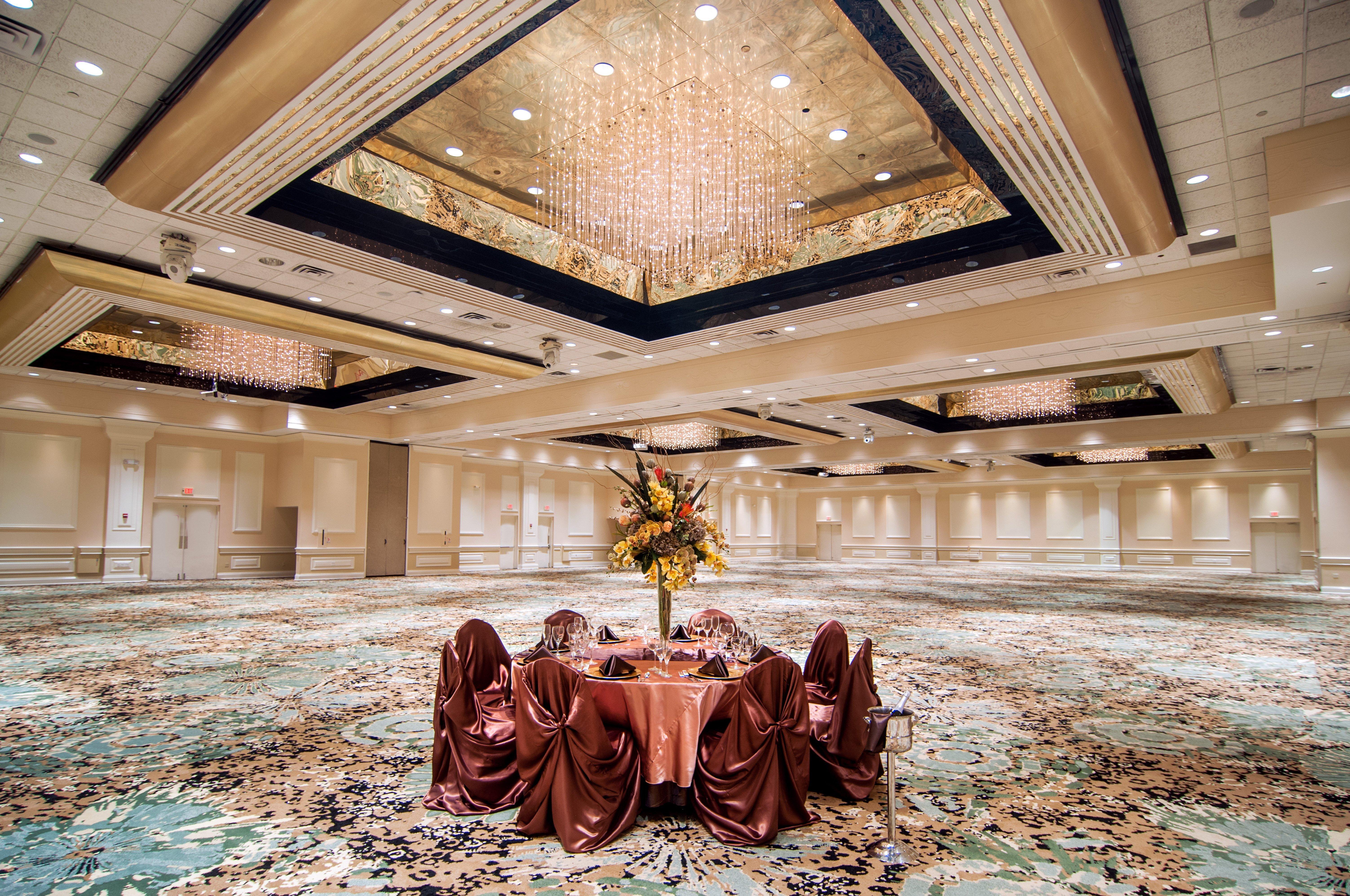 Crowne Plaza Executive Center Baton Rouge By Ihg Hotel Bagian luar foto
